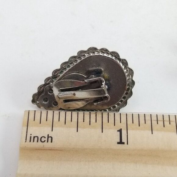 Vintage Black Drop Shape Clip On Earrings, Dome Cabochon, Silver Tone Setting - Picture 4 of 5